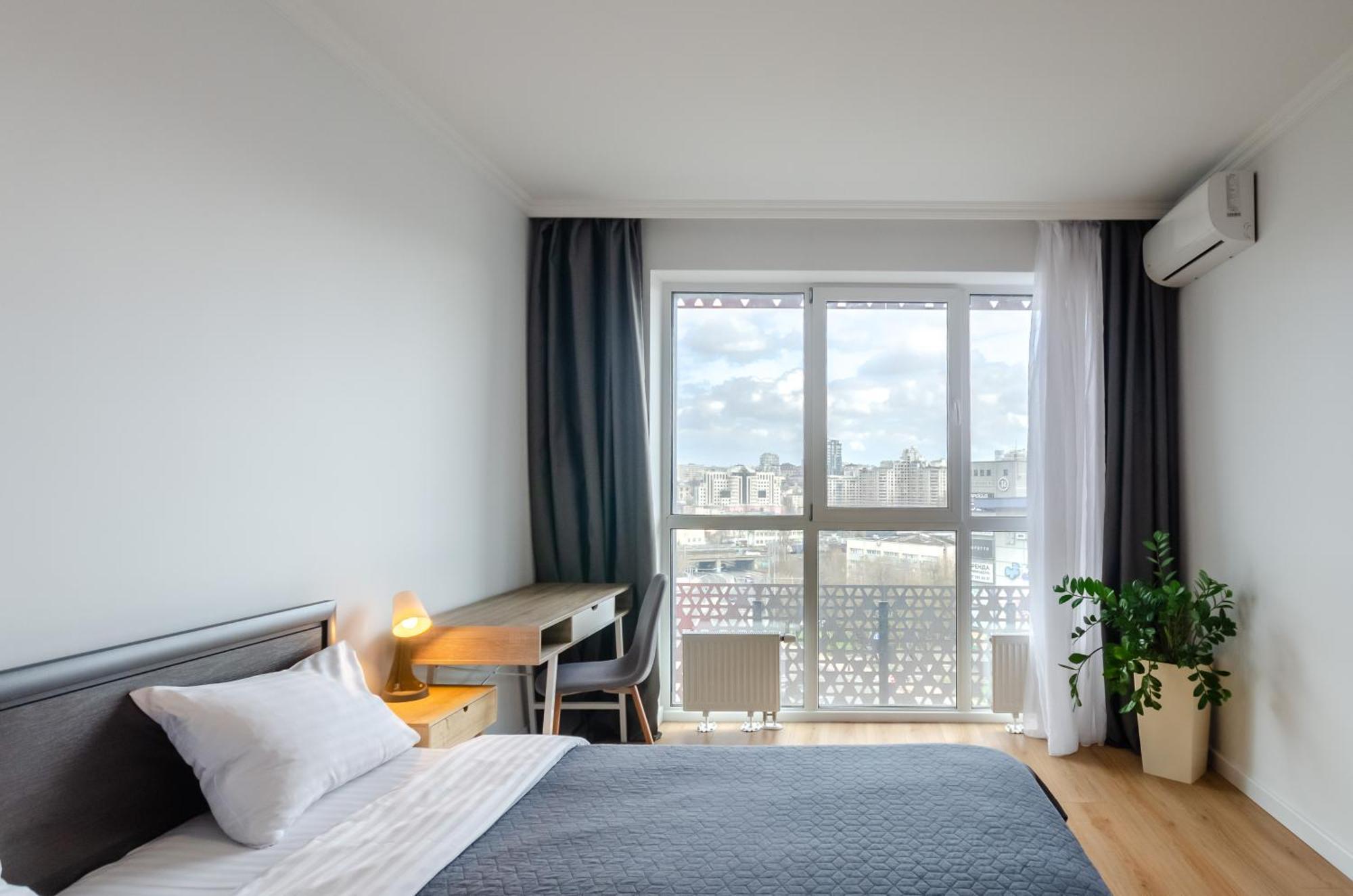Petrovdom 7-27 In Rc Kvartet Cozy Apartment Nearby With Central Railway Station Kiew Exterior foto